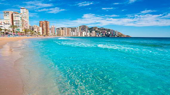 Taxi de Valencia a Benidorm. Playa de Levante.