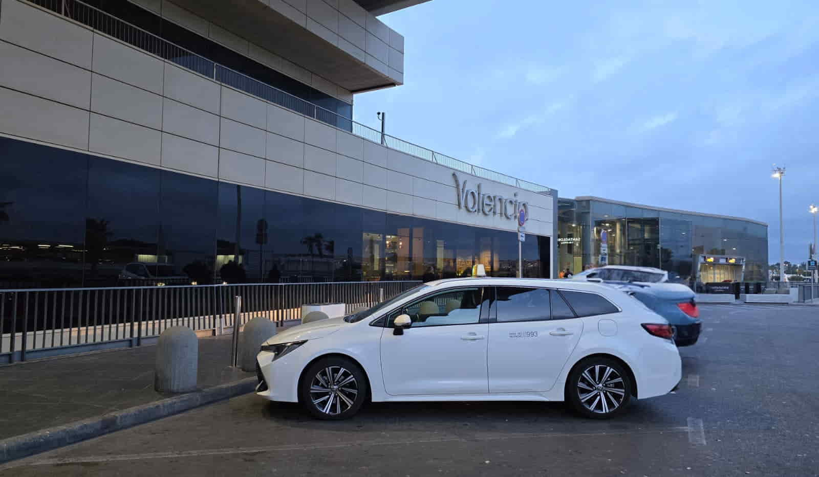 Traslado en Taxi desde Alcocéber hasta el Aeropuerto de Valencia