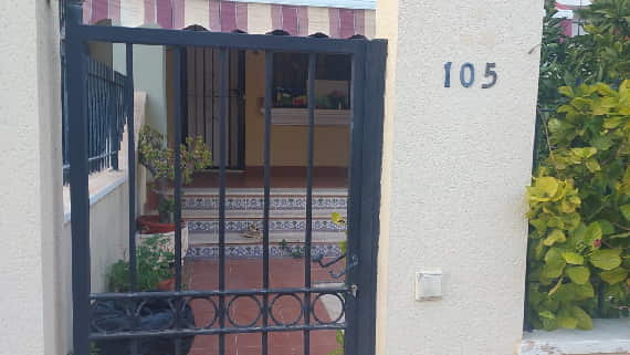 Taxi desde Torrevieja a "Suiza"