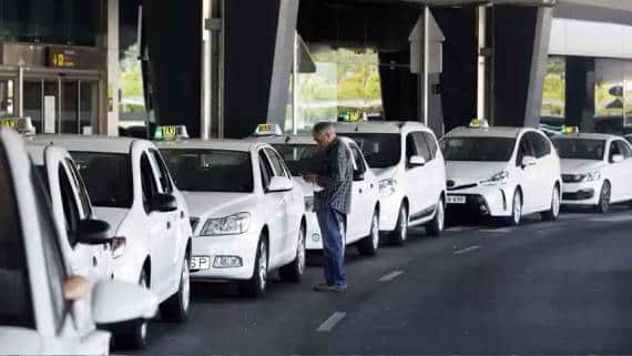 ¿Cómo ir del Aeropuerto de Valencia al centro?