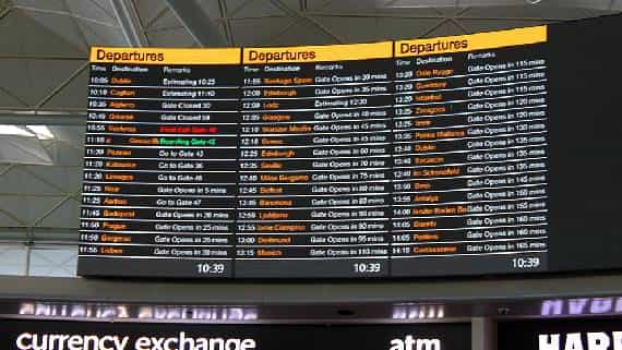 Pantallas del aeropuerto de Valencia